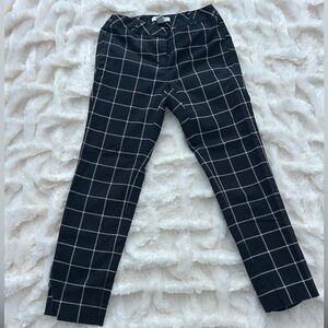 White House Black Market Black and White Patterned Pants
